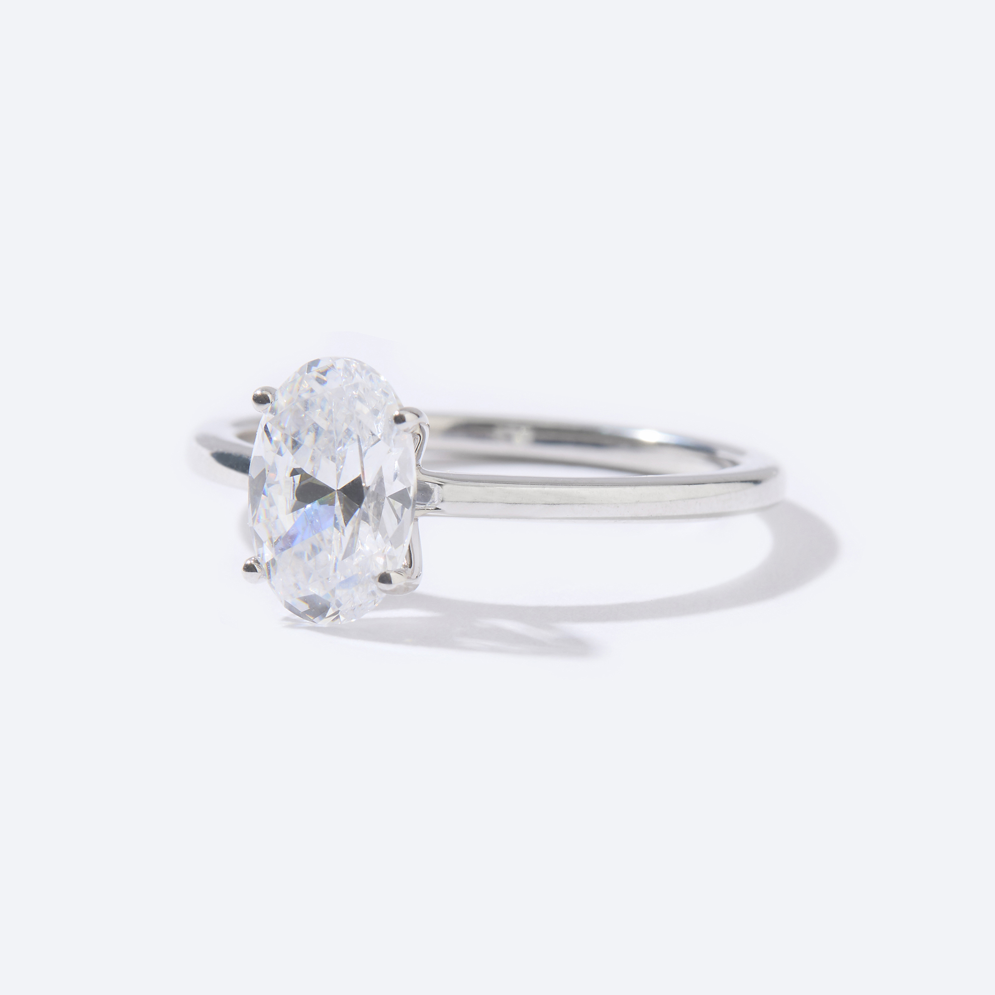 Oval Classic 4 Prong