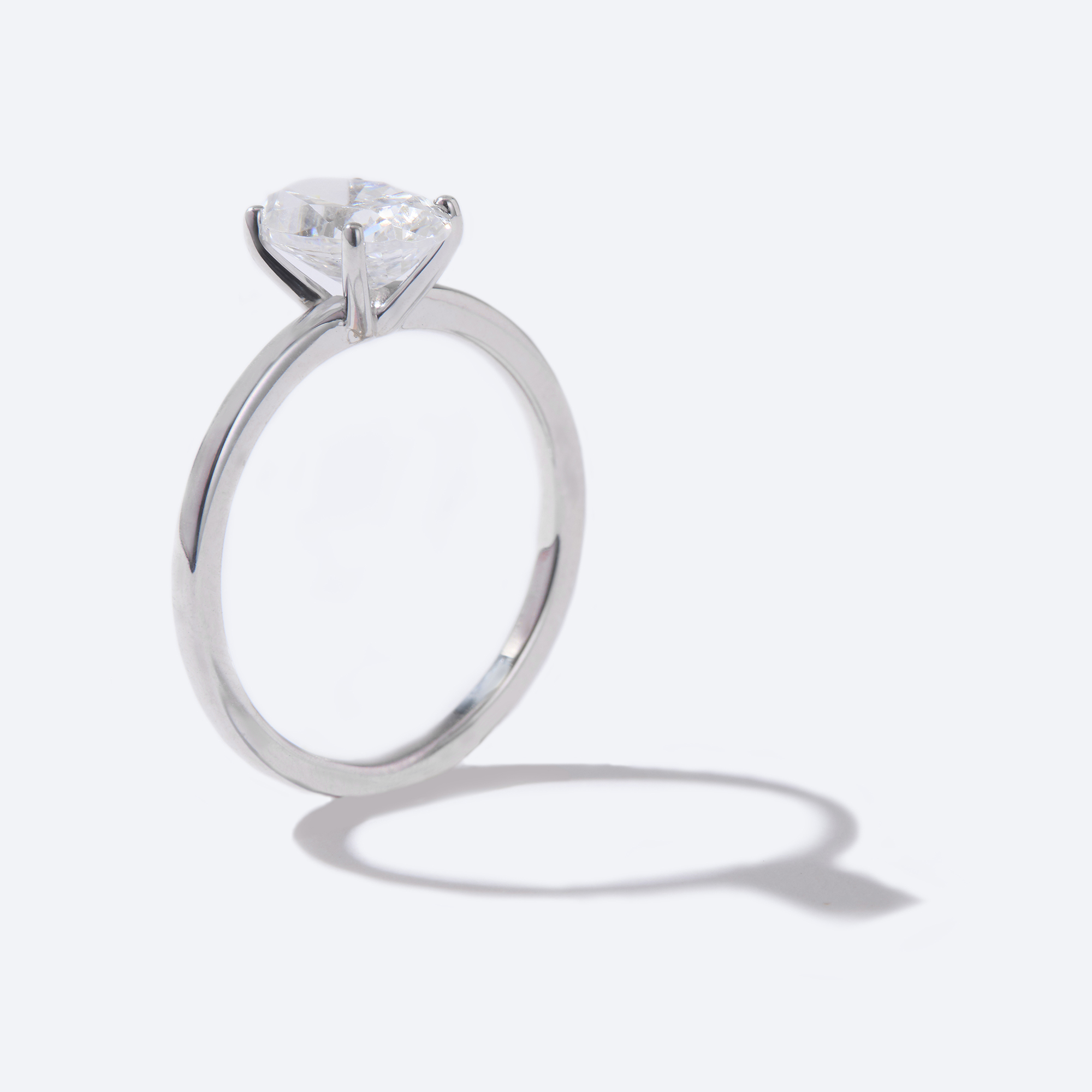 Oval Classic 4 Prong